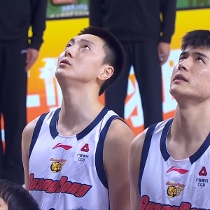 体育赛事-CBA：胡明轩14分三连胜，徐杰单项最高，郭昊文空砍20分